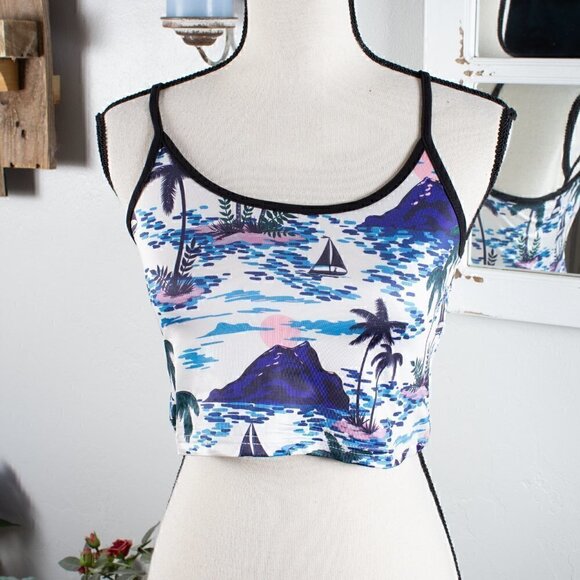 🏷️ $5 SALE - Tropical Crop Top, Large, NWOT - Picture 2 of 6